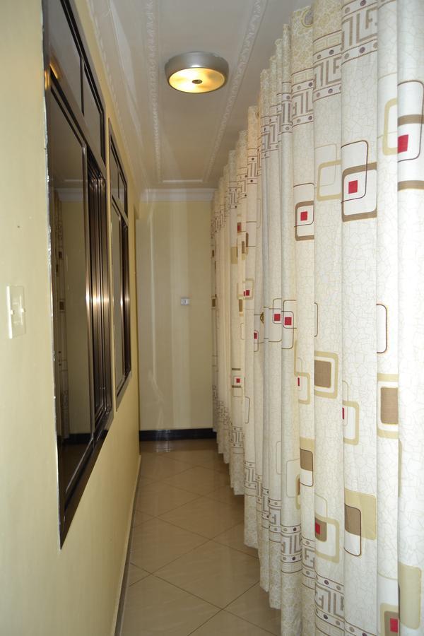 Barcelona Lodge บากาโมโย ภายนอก รูปภาพ